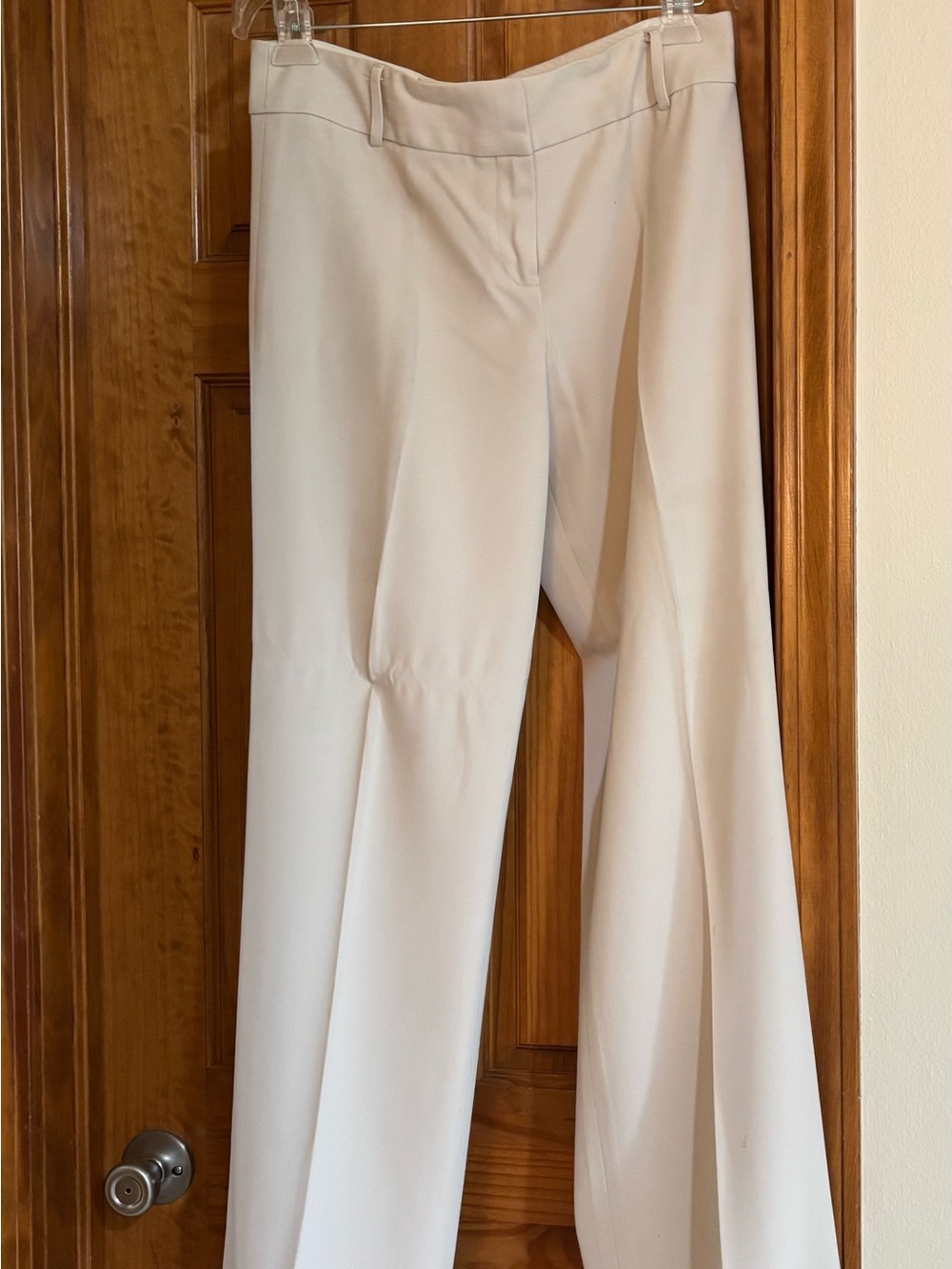 Ann Taylor Loft - elegant Women's Cream Wide-Leg Dress Pants - Picture 2 of 10